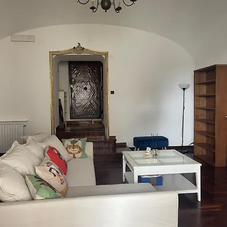 Dimora Eleuthera * Naples