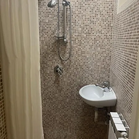 Dimora Eleuthera Nápoles